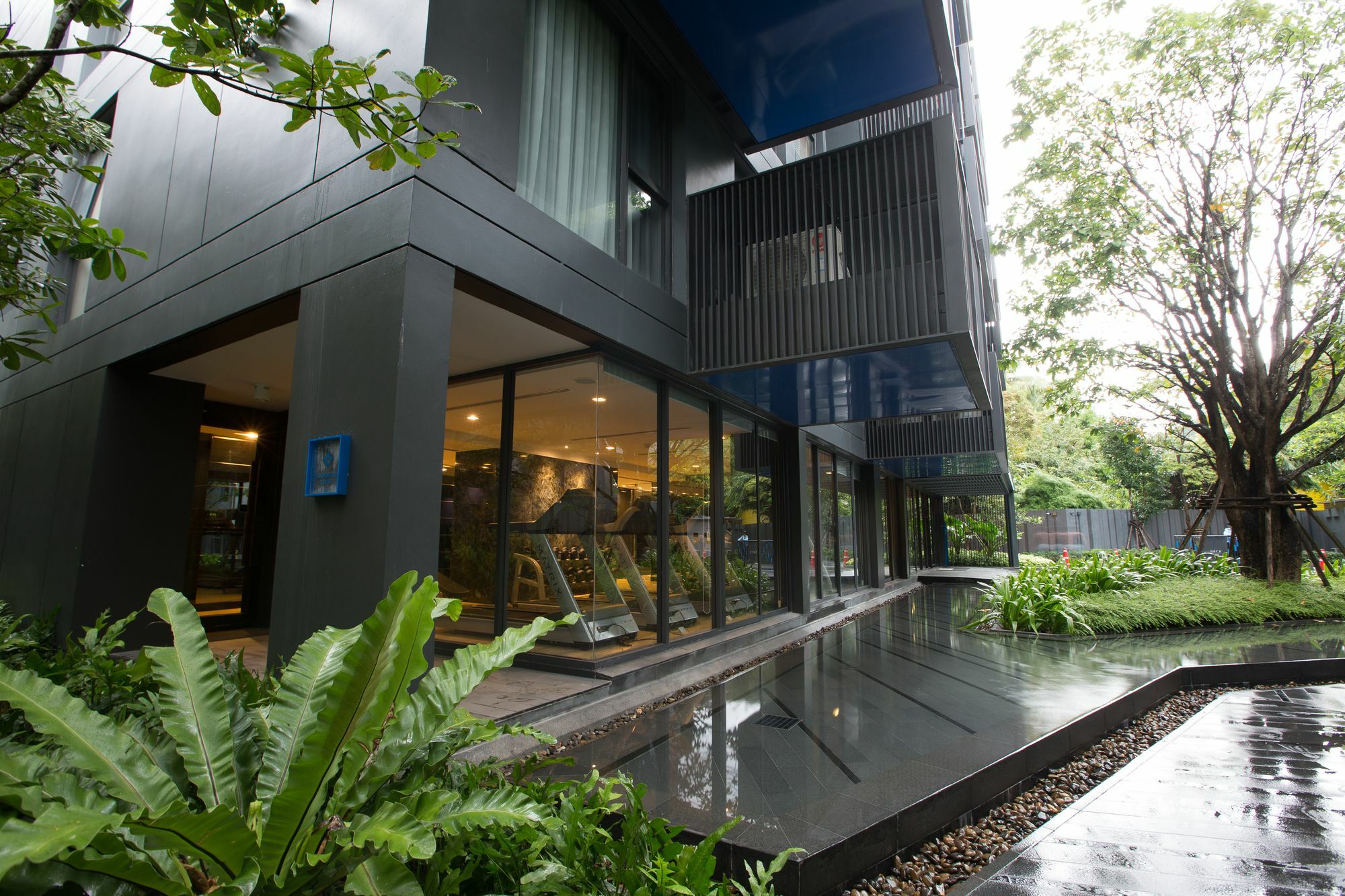 The Deck Condo Patong By Vip Exterior photo